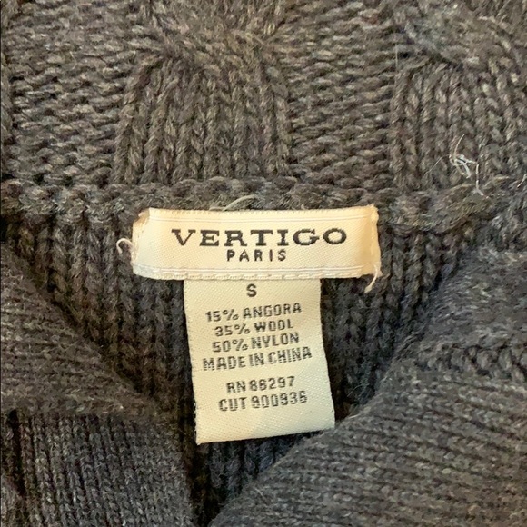 Sweater - Picture 3 of 3